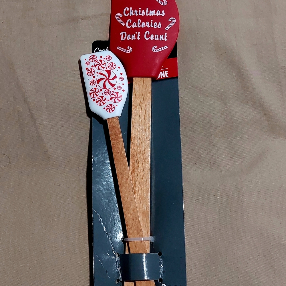 Cooking Concepts Christmas 2 Piece Silicone Spatulas Set With Wooden Handles